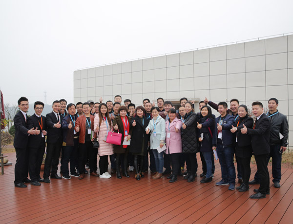 攜手并進，共創共贏——熱烈歡迎科恩陜西經銷商團隊到廠參觀學習